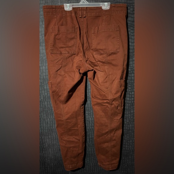 anthropologie super cute pants✨ - Picture 2 of 6